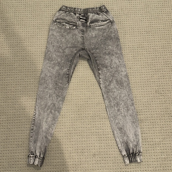 Zanerobe Sureshot Lightweight Jogger Blonde Acid Wash Light Gray (30) - Picture 11 of 12